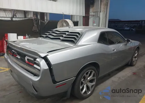 2016 Dodge Challenger R/T Plus z USA, uszkodzony, nr VIN 2C3CDZBT9GH102677